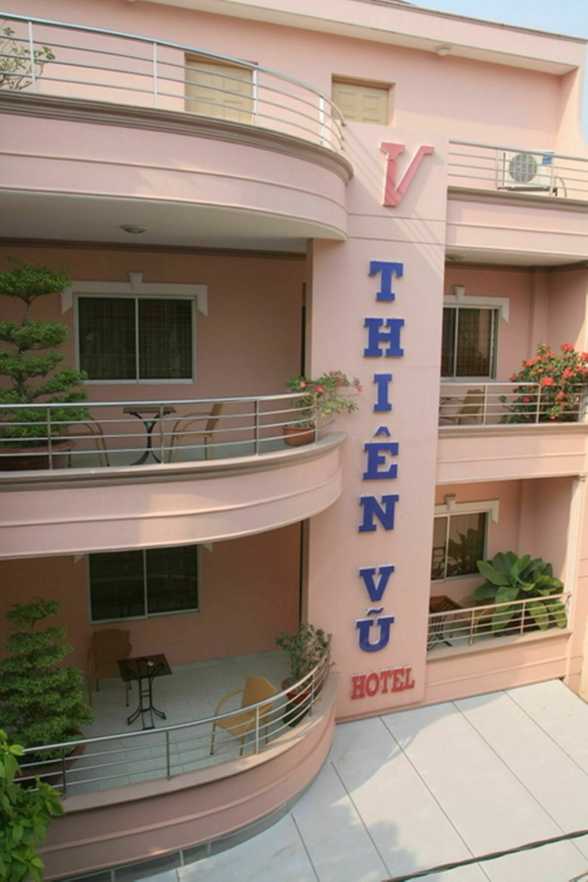 Thien Vu Hotel Ho Şi Min Exterior foto